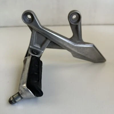 Honda CBR500 CBR500R 2017 Left foot peg mount bracket 50700-MJW-J00 - Image 1 of 4