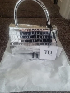 Silver Clutch Bag True Decadence - Picture 1 of 6