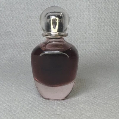 Salvatore Ferragamo Amo Mini Perfume Florencia (Italia) Foto 1 de 4