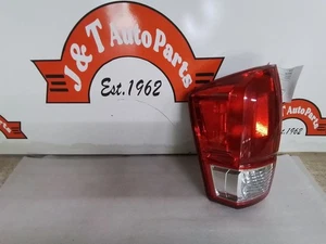 2016 2017 TACOMA LEFT DRIVER TAIL LIGHT W/O BEZEL TRIM CLEAR LENS - Picture 1 of 12