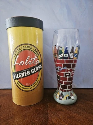Cerveza Lolita Gotta Love pintada a mano 22 OZ Vidrio Pilsner en caja Foto 1 de 4