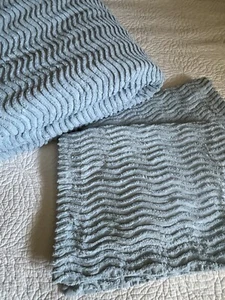 Blue Chenille Bedspread Shams Wavy Lines King Bed SET - Picture 1 of 4