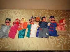 Vintage Mr. Rogers Neighborhood Hand Puppets Lot of 7 Rubber Faces Cloth Bodies