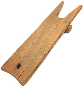 Primitive Antik Holz Stiefel Jack Stiefel Entferner Stift Konstruktion Bootjack - Bild 1 von 6