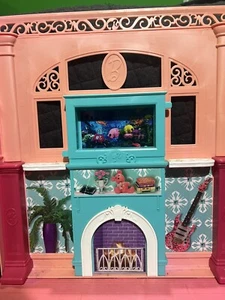 Barbie Dream House 2013 REPLACEMENT Wall Fireplace/TV Living Room Mattel X7949 - Picture 1 of 1