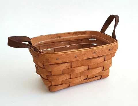 Longaberger Tea Basket with Leather Handles and Protector 1991 Cover