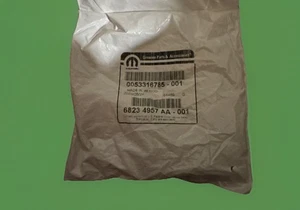 15-18 CHARGER CHALLENGER 300 OEM NEW KEY FOB PROXIMITY SMART KEY SRT LOGO BLACK - Bild 1 von 3