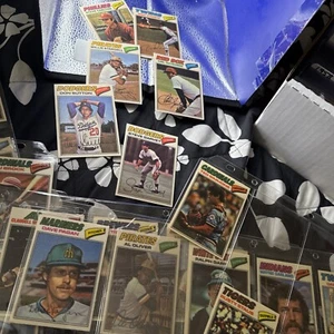 1977 Topps Baseball CLOTH STICKERS Partial Set 45 Read Description* Many HOFs - Picture 1 of 24