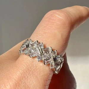 Sparkly Glam Rhinestone Silver Tone Costume Fashion Cocktail Band Ring Size 7 - Picture 1 of 12