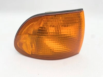 BMW E38 740i 740iL 1995-1998 señal de giro para pasajeros luz marcadora de esquina OEM Foto 1 de 4