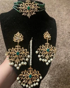 jewelry - Picture 1 of 3