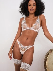 Victoria Secret FOR LOVE AND LEMONS Mae Lace Thong XS - Picture 1 of 2