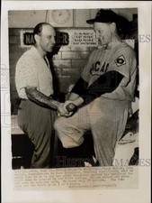 1951 Press Photo Baseball foes Enos Slaughter, Cardinals, & Frank Hiller of Cubs