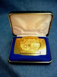JOHN DEERE BELT BUCKLE - LTD EDITION 1992 - TWO MILLIONTH LAWN & GARDEN TRACTORS - Picture 1 of 4
