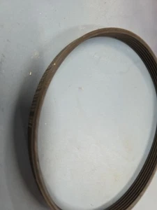 Proform Laufband Motor Antriebsriemen PJ533 210J Rippen 6 MFR-227178 413657 - Bild 1 von 3