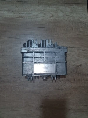 Centralina motore VW Golf 3 III Passat 3A0907311A,0261203591/592 - Immagine 1 di 4