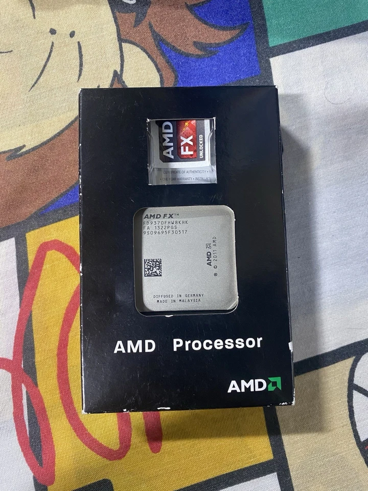 AMD FX-9370 Octa-core (8 Core) 4.40 GHz Processor - Socket AM3+ Retail Pack - Image 1 of 4