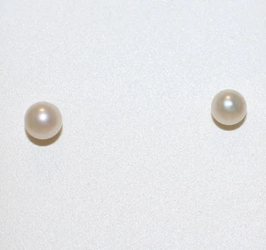Solid Sterling Silver TINY 3mm Round AAA Cultured Pearl Screw Back Stud Earrings - Picture 1 of 4