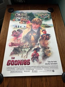 KWow - The Goonies Limited Edition Movie Poster Art Print | BNG Mondo - Bild 1 von 10
