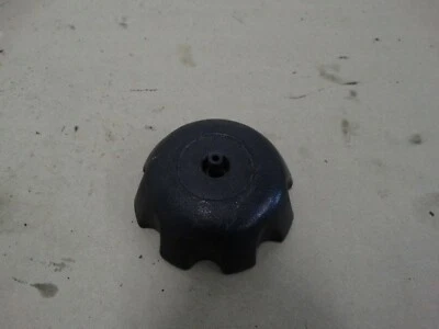 2003 suzuki rm100 fuel tank cap, gas cap B314 - Imagem 1 de 3