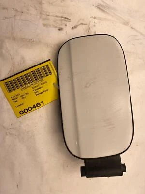 2006 - 2008 BMW 750 SERIES Sedan Fuel Gas Filler Cap & Door Tank Lid Cover Used - Image 1 of 4