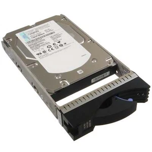IBM FC-Festplatte 450GB 15k 4Gb FC LFF System Storage DS4700 - 44X2450 44X2451 - Bild 1 von 1