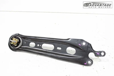 Brazo de control superior trasero izquierdo Chevrolet Equinox 2021-2025 tracción delantera OEM Foto 1 de 4