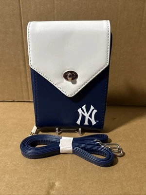 New York Yankees Jersey Purse Striped White  Shoulder Strap Crossbody New MLB - Image 1 of 4