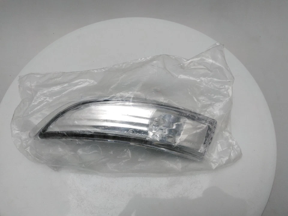 FORD FIESTA Indicator Light Lamp N/S 2008-2018 LH - Image 1 of 4