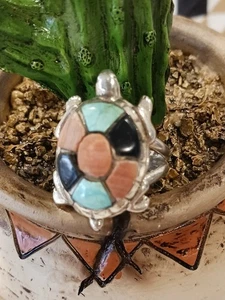 Native American Sterling Silver Turquoise Coral & Onyx Turtle Ring size 8.5 Vtg - Picture 1 of 15