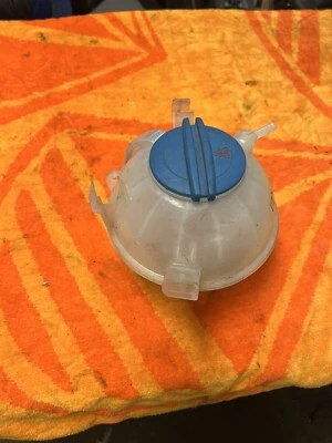 2008-2010 volkswagen jetta overflow jug bottle OEM 2009 - Image 1 of 4