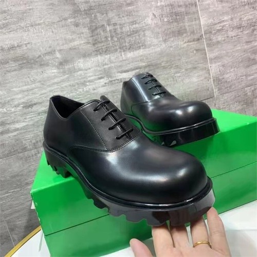 BOTTEGA VENETA B)o)t)t)e)g)a Veneta Scarpe con plateau stringate per uomo