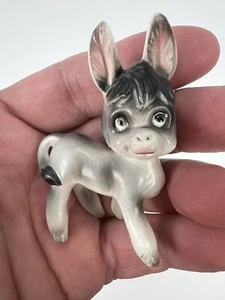 Figura de colección miniatura dibujos animados bebé burro mula Japón ojos y orejas grandes - Imagen 1 de 13