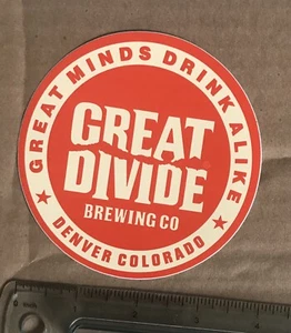 Denver GREAT DIVIDE BRAUEREI BIERAUFKLEBER Colorado "Minds Drink Alike" Brauen - Bild 1 von 1