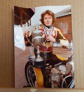 Original Colour photo Chris morton Bellevue Aces ,W Daily Mirror trophy 1980  - Foto 1 di 4