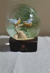Twinkle Sankyo Bird Snowglobe Featured Artist Jeanie Tang Wind up Music - Picture 1 of 12