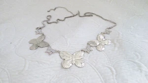 Cinturón de cadena de diamantes de imitación blancos mariposa dorada 39" 7,75" cadena ajustable en extremo - Imagen 1 de 3