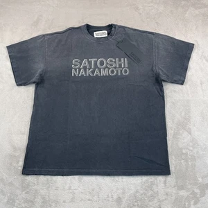 Camiseta SATOSHI NAKAMOTO Sombra Logo Hombres 2XL Negra Cuello Redondo Hecha en EE. UU. NUEVA CON ETIQUETAS - Imagen 1 de 9