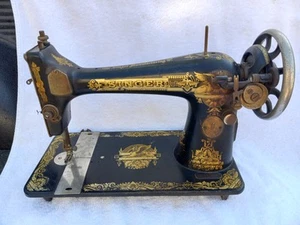 Antique 1923 Singer Sewing Machine G0118568 - Picture 1 of 8
