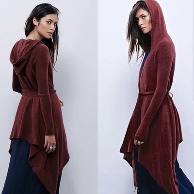 Suéter cárdigan envolvente con capucha Sloane talla mediana Free People para mujer tan suave Foto 1 de 4