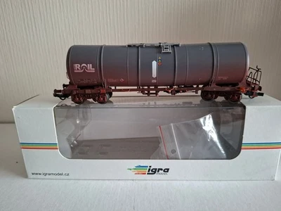 igra 96210006/3w  H0 Kesselwagen Zacns 88 Atir Rail, patiniert, gealtert OVP - Bild 1 von 4