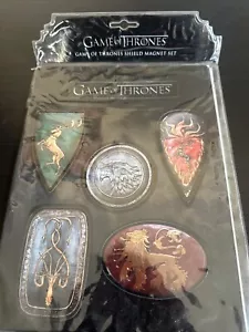 *NEW* Game of Thrones: Shield Magnet Sheet by Dark Horse - Picture 1 of 8