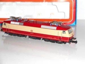 Marklin 3153 DB Electric Loco. 3 rail AC. Excellent Cond. Lights. HO. Boxed - Picture 1 of 19
