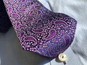 CHARLES TYRWHITT PAISLEY STUNNER WITH NAVY IRIDESCENT BACKGROUND PLUM LIGHT GRAY - Picture 1 of 4