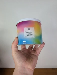 1 vela perfumada grande de 3 mechas Bath & Body Works RADIANT SKY 14,5 OZ - Imagen 1 de 4