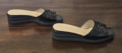 Сандалии женские Salvatore Ferragamo лакированная кожа логотип размер 8 черные - Изображение 1 из 4