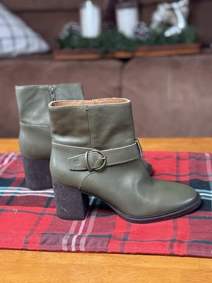 Botines de cuero verde oliva con cremallera lateral talla 9 de Lucky Brand para mujer nuevos sin etiquetas Foto 1 de 4