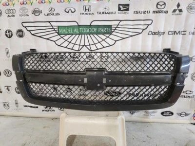 Chevrolet Chevy Silverado 2003-2008 parrilla superior "Taiwán" Foto 1 de 4