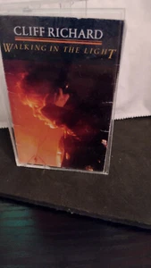 CLIFF RICHARD-WALKING IN THE LIGHT - UK 1984 MYRRH LABEL CASSETTE - Picture 1 of 3