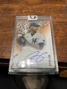 2022 Topps Pristine Luis Gil incassato RC arancione rifrattore automatico /25 NY Yankees ROY - Foto 1 di 2